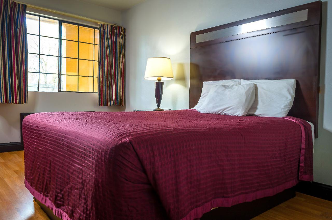 Crossroads Inn - Downtown Сакраменто Екстериор снимка