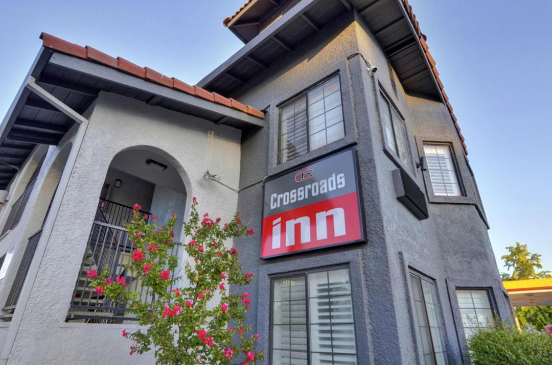 Crossroads Inn - Downtown Сакраменто Екстериор снимка
